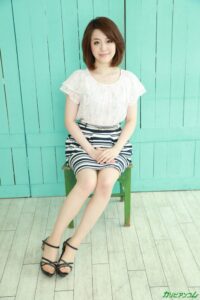 Debut Vol.32 ~元芸能人は脱いでもすごいんです~
