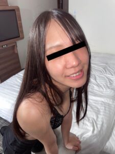 すっぴん素人 ~すんごい感じちゃうスレンダー美人をバイブ責め~